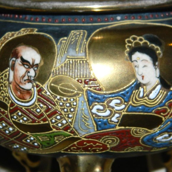 Antique Incense Burner Japan Satsuma Moriage Earthenware Foo Dog Hand Painted - Picture 6 of 16